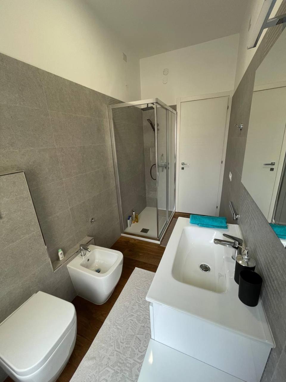 קליארי T-Rooms מראה חיצוני תמונה