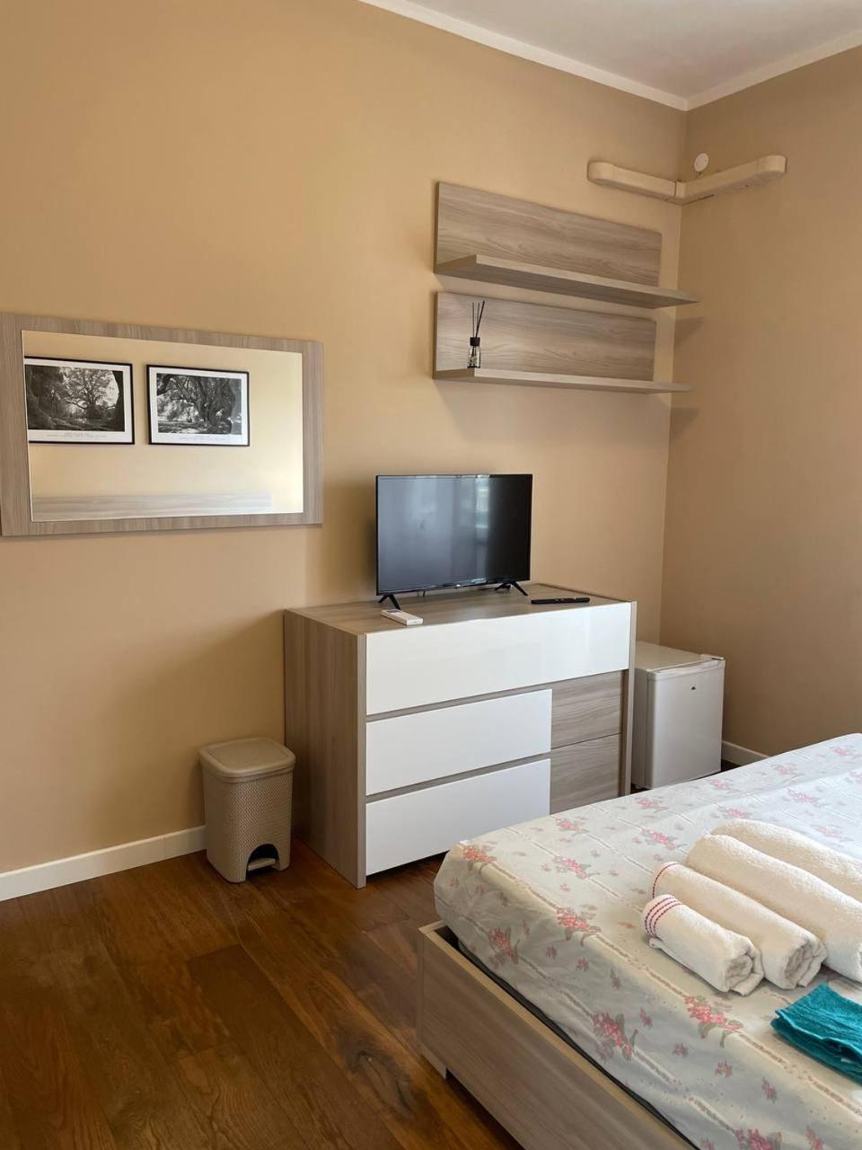 קליארי T-Rooms מראה חיצוני תמונה